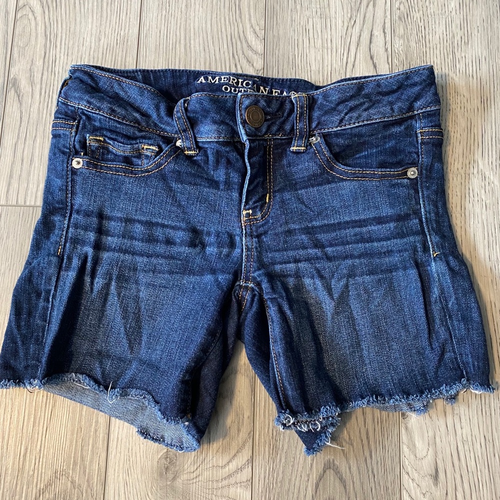 American Eagle stretch denim shorts 4” inseam